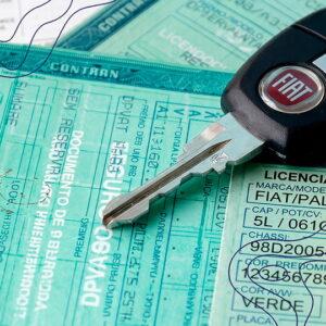 Transferência de propriedade de veículos: entenda o processo e como simplificar com a Renave Fácil